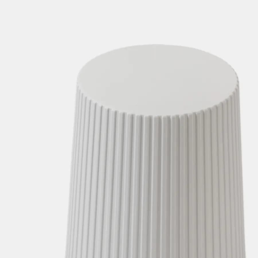 Sgabello rotondo 39 cm impilabile in polipropilene effetto cannettato bianco - Xilo