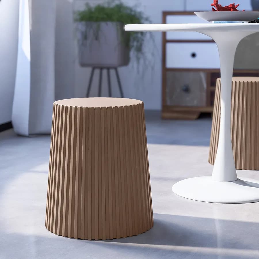 Sgabello rotondo 39 cm impilabile in polipropilene effetto cannettato cappuccino - Xilo