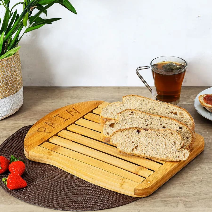 Tagliere 34x26 cm in bambù naturale con fondo estraibile per le briciole