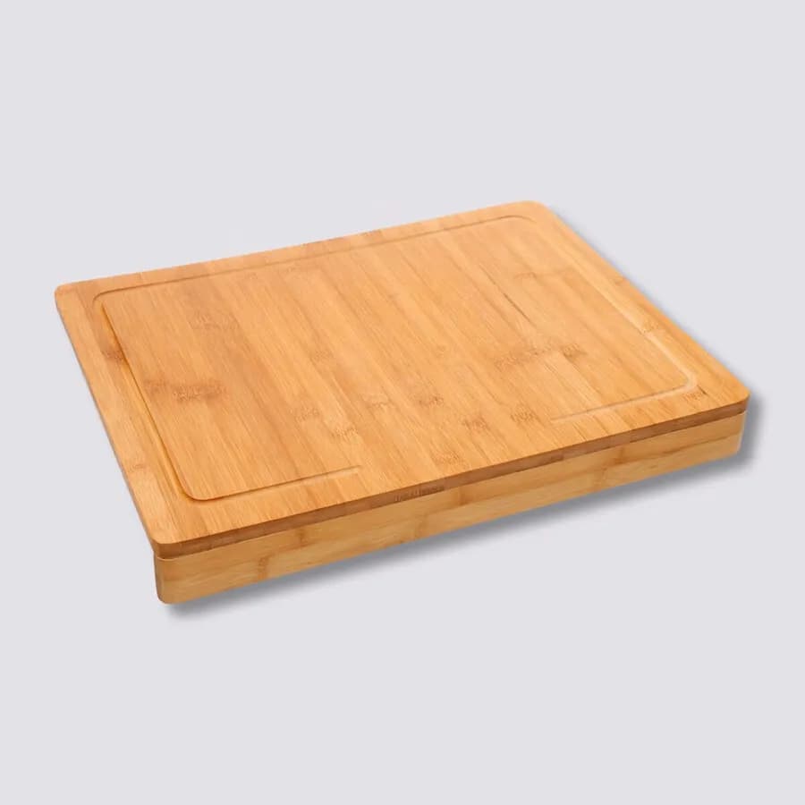 Tagliere 45x35 cm in bambù naturale con scanalatura di raccolta dei liquidi