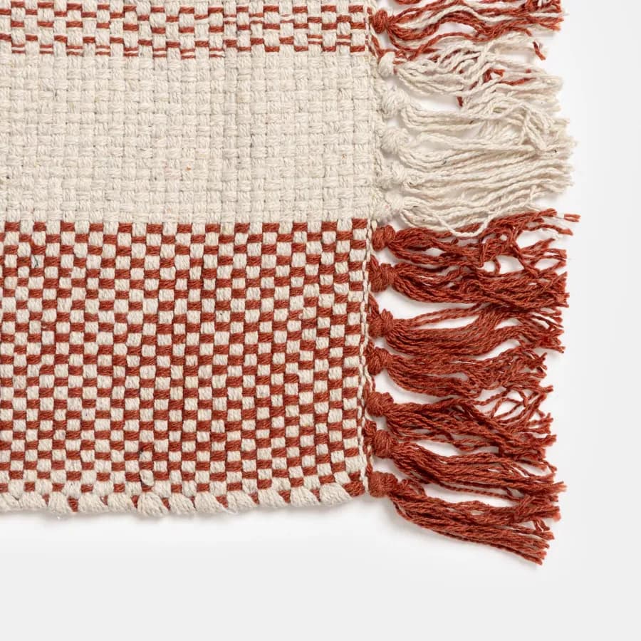 Tappeto 60x90 cm in cotone naturale e marrone con frange