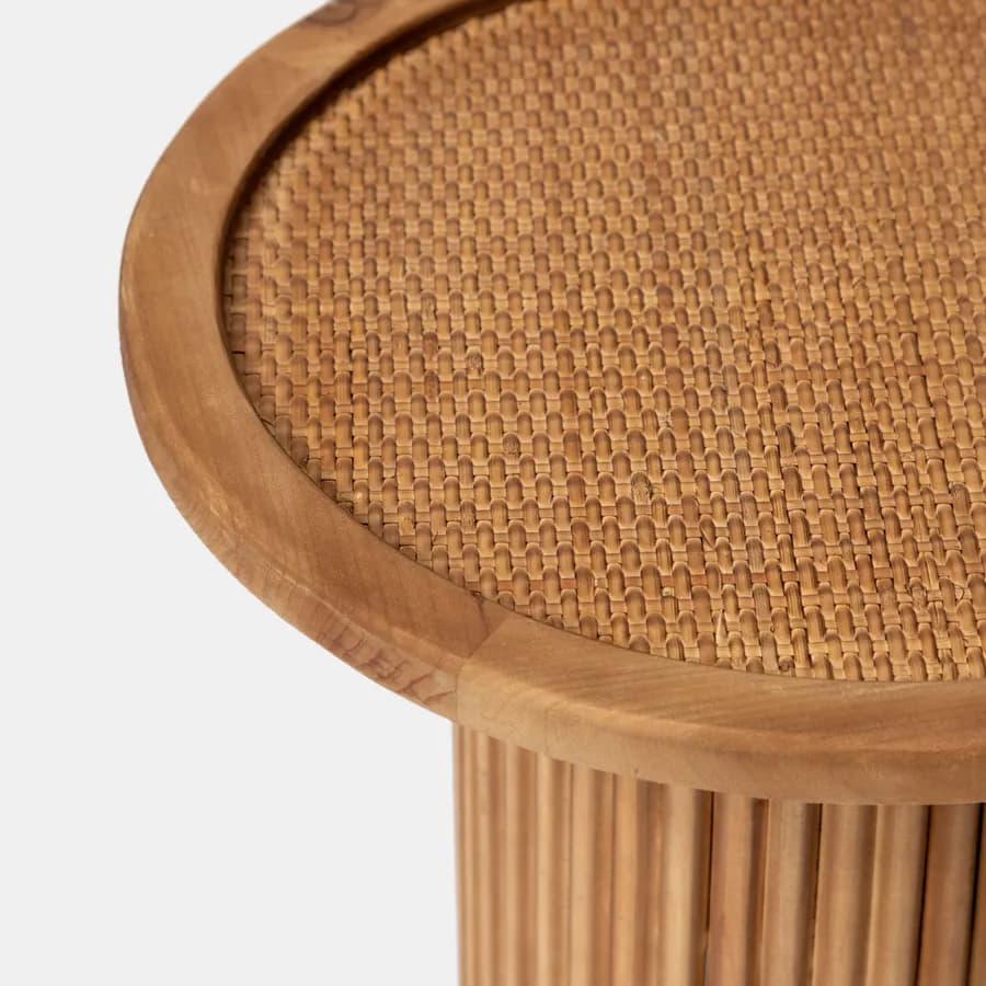 Tavolino rotondo 40 cm con top in rattan e base in legno naturale cannettato - Khalid