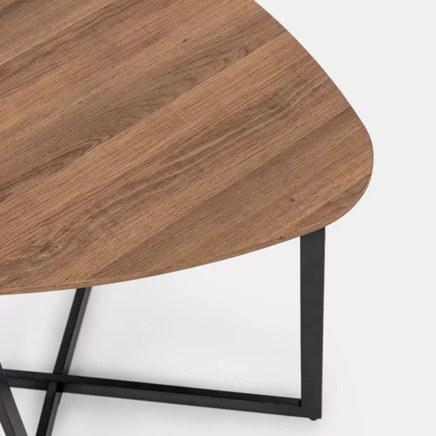 Tavolino triangolare 60x48h cm top in legno color castagno e gambe nere - Pebble
