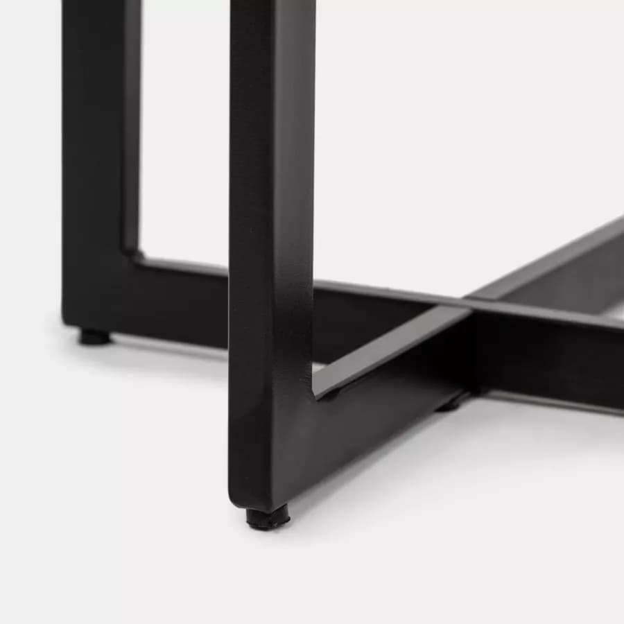 Tavolino triangolare 60x48h cm top in legno color castagno e gambe nere - Pebble