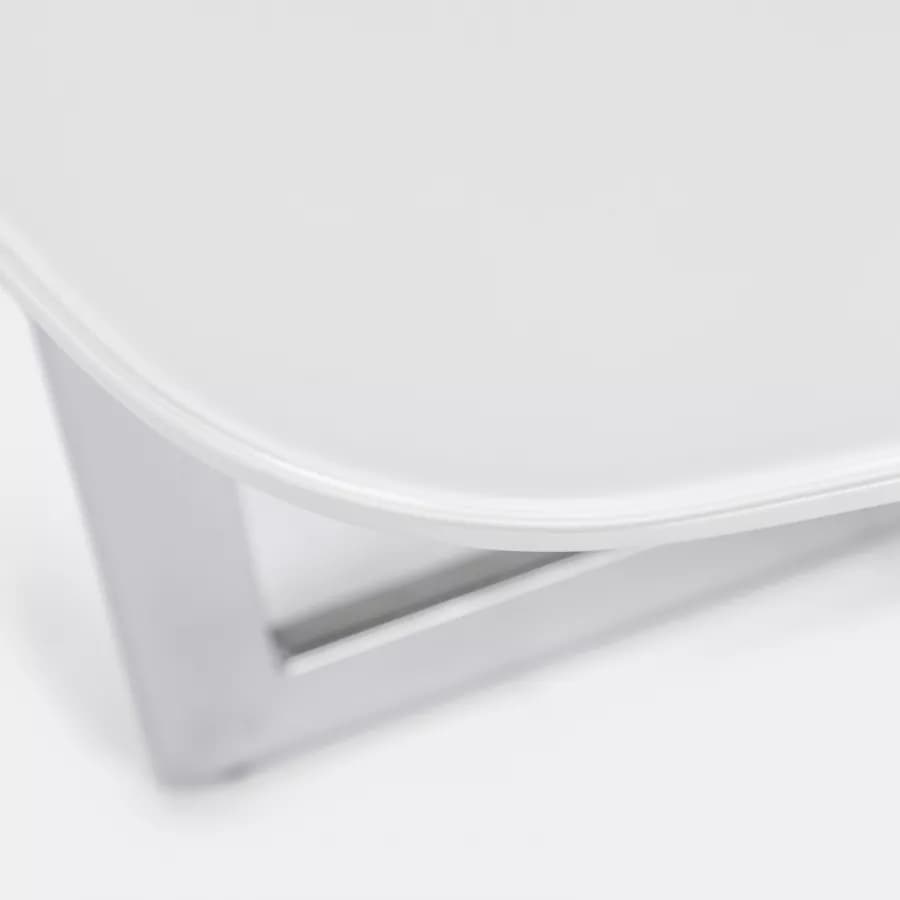 Tavolino 80x60x40 h cm piano in vetro bianco e gambe in metallo cromo - Doveli