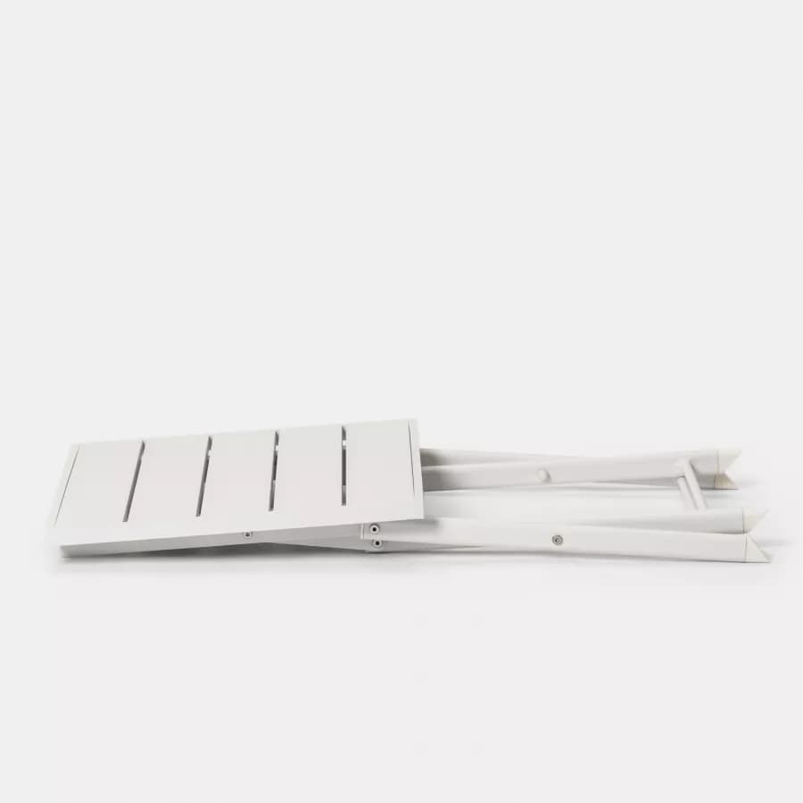 Tavolino da caffè con piano a doghe 44x43 cm in alluminio bianco - Jonit