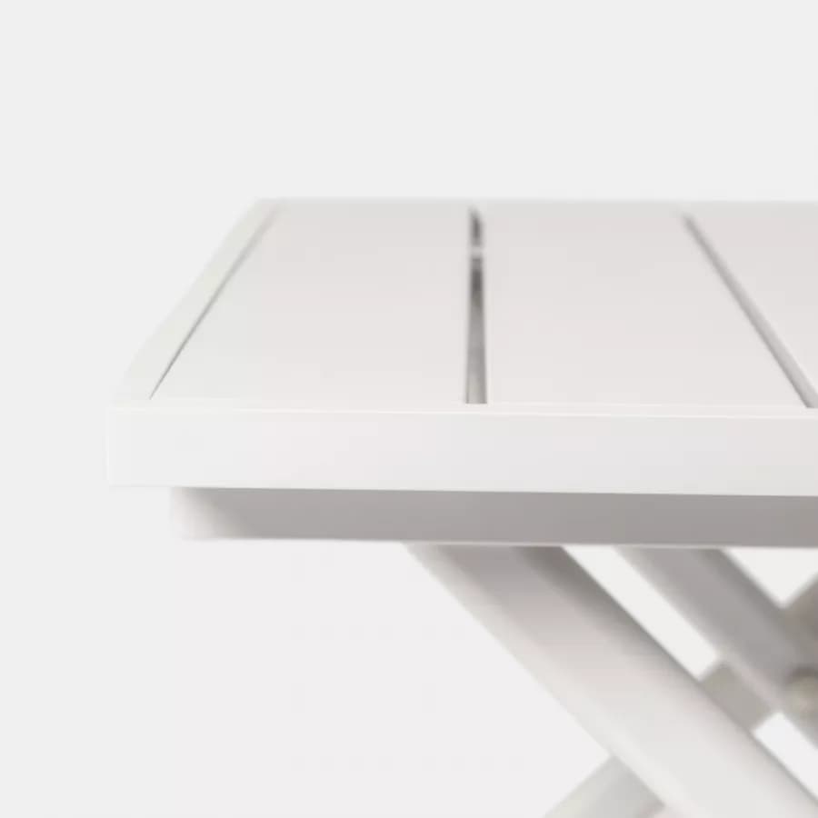 Tavolino da caffè con piano a doghe 44x43 cm in alluminio bianco - Jonit