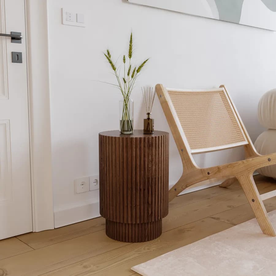 Tavolino rotondo 35 cm in legno di mango cannettato - Maltese