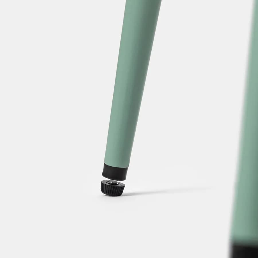 Tavolino rotondo 50 cm con top in polipropilene e gambe in metallo verde giada - Frisby