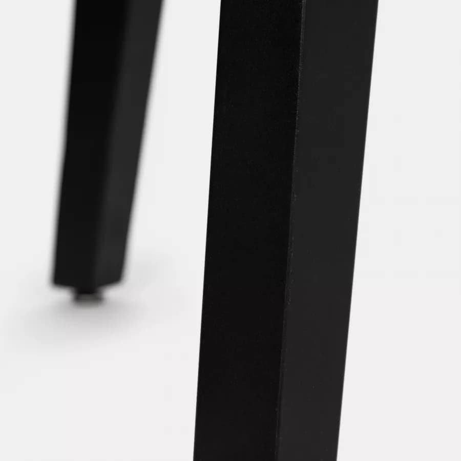 Tavolo 180x90 cm con piano in legno e gambe nere - Dillon