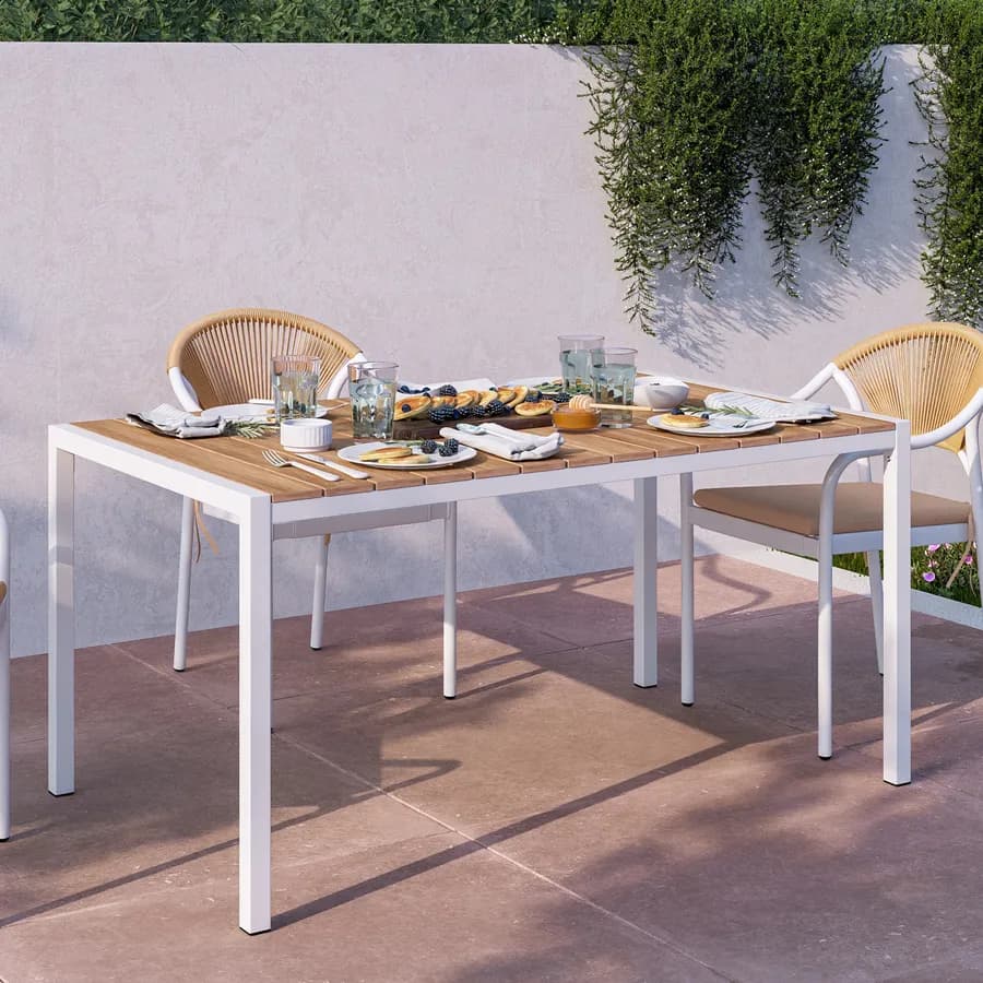 Tavolo da esterno 150x90 cm in acciaio bianco con top effetto legno - Chrysler