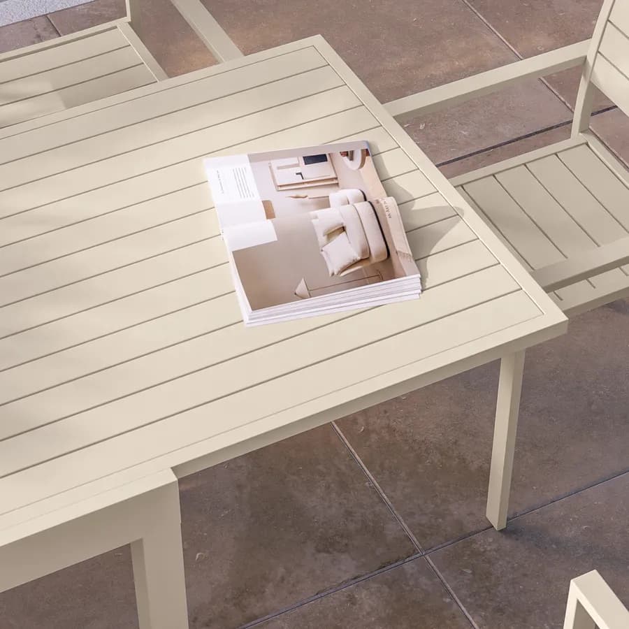 Tavolo da esterno allungabile 135/270x90 cm in alluminio vaniglia con top a doghe - Carioca