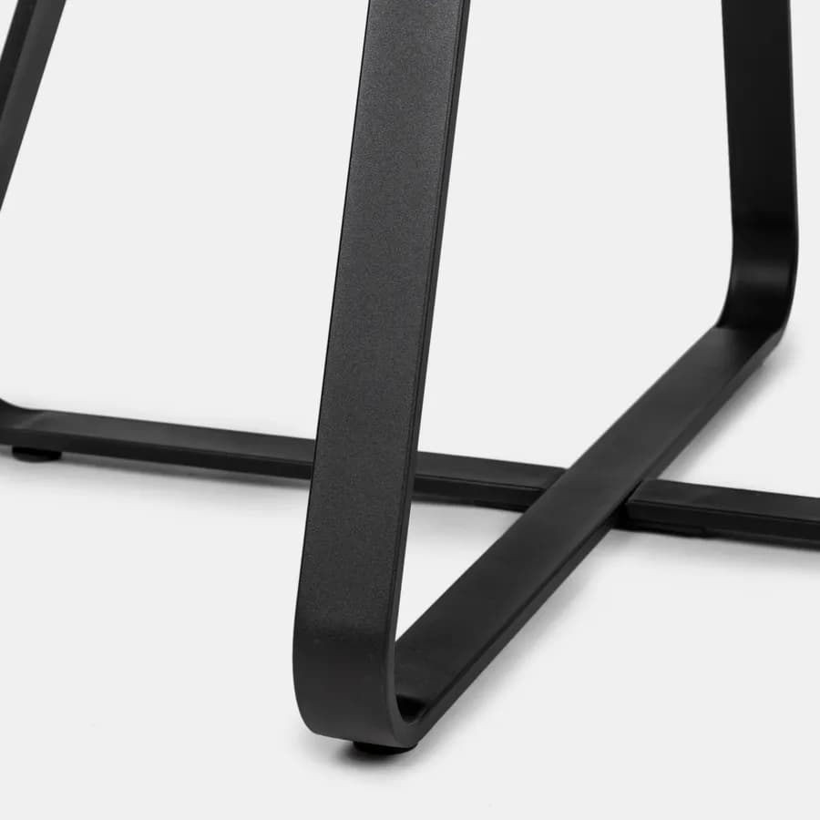 Tavolo da pranzo rotondo 120 cm in legno nero opaco - Roland