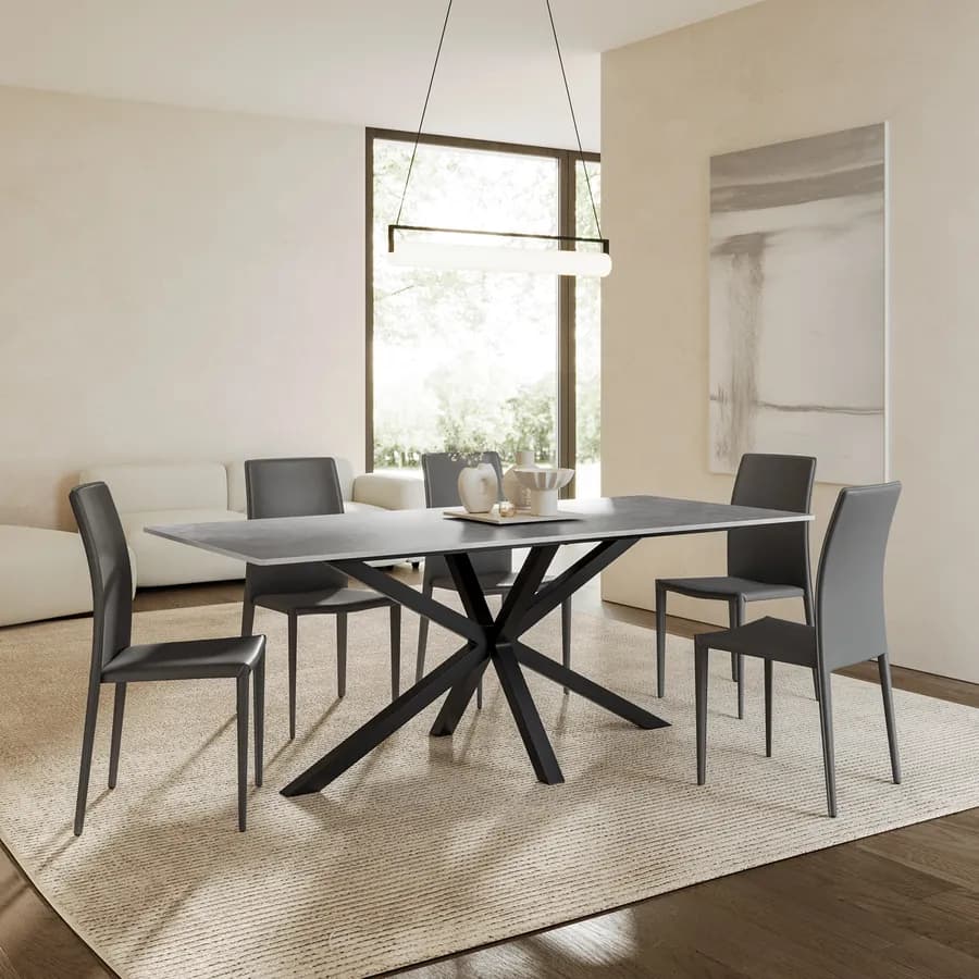 Tavolo da pranzo 200x90 cm top in pietra sinterizzata grigio opaco e gambe in metallo nero - Cifran