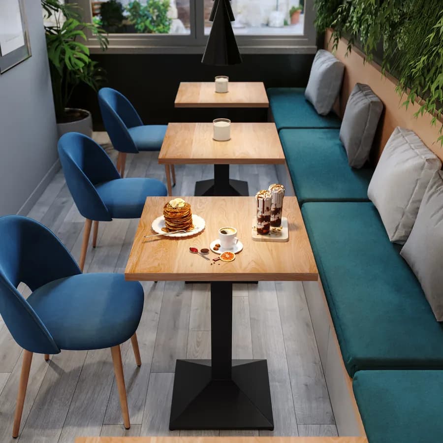 Tavolo da pranzo 70x70 cm con top effetto rovere da 30 mm e base in metallo nero - Caio