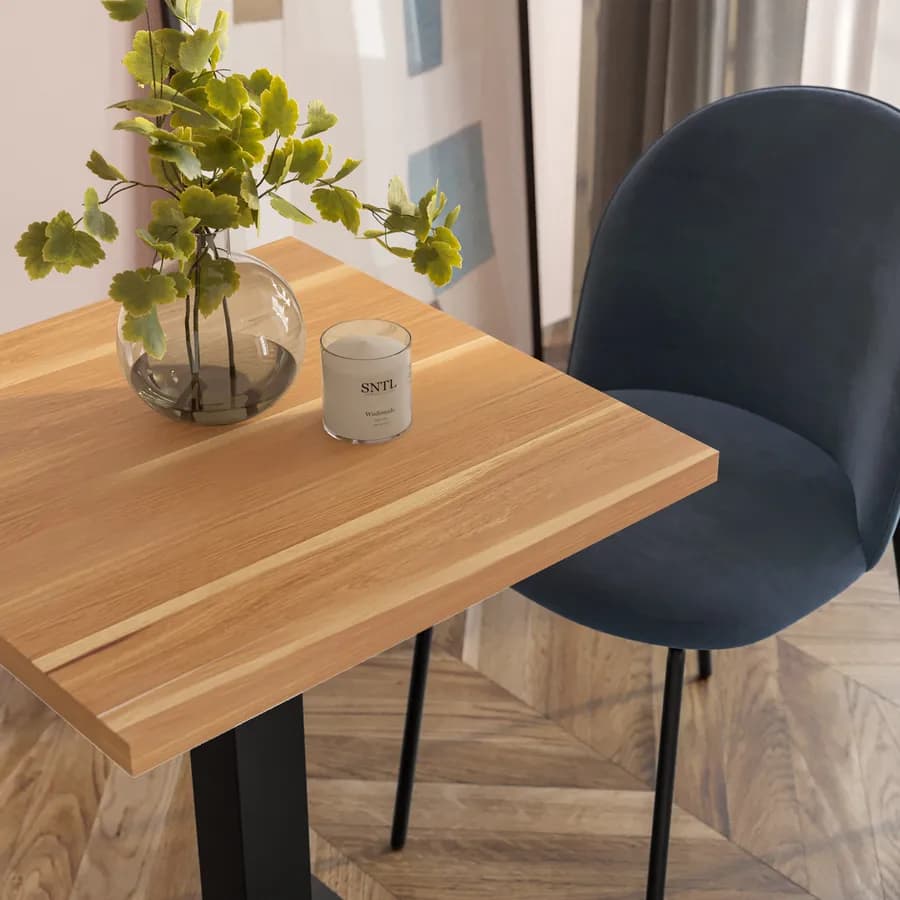 Tavolo da pranzo 70x70 cm con top effetto rovere da 30 mm e base in metallo nero - Caio