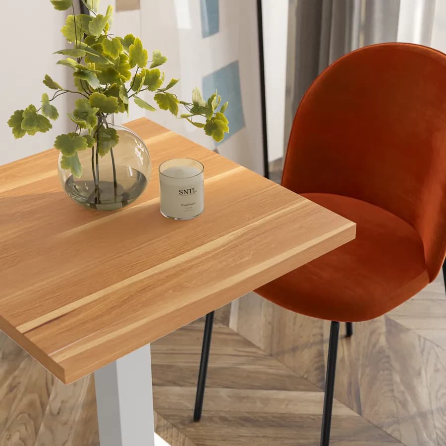 Tavolo da pranzo 80x80 cm con top effetto rovere e base in metallo bianco - Caio