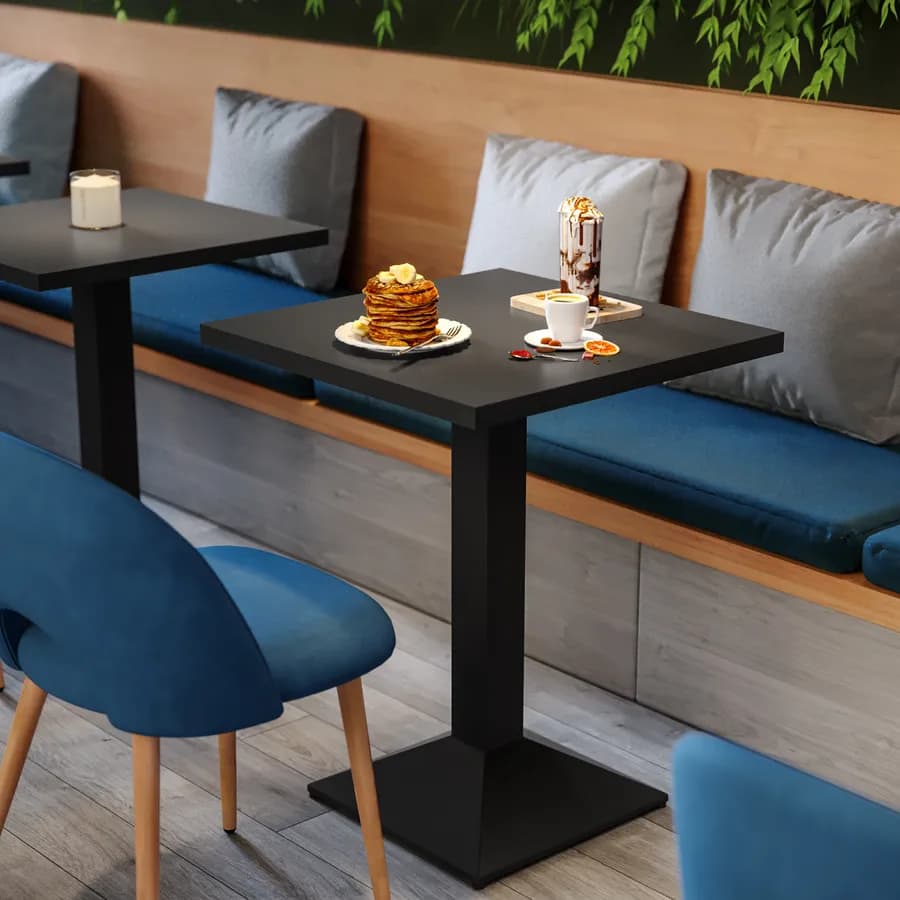 Tavolo da pranzo 80x80 cm con top in legno e base in metallo nero - Caio