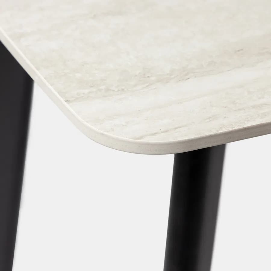 Tavolo da pranzo 120x70 cm con top in pietra sinterizzata e gambe nere - Rocky