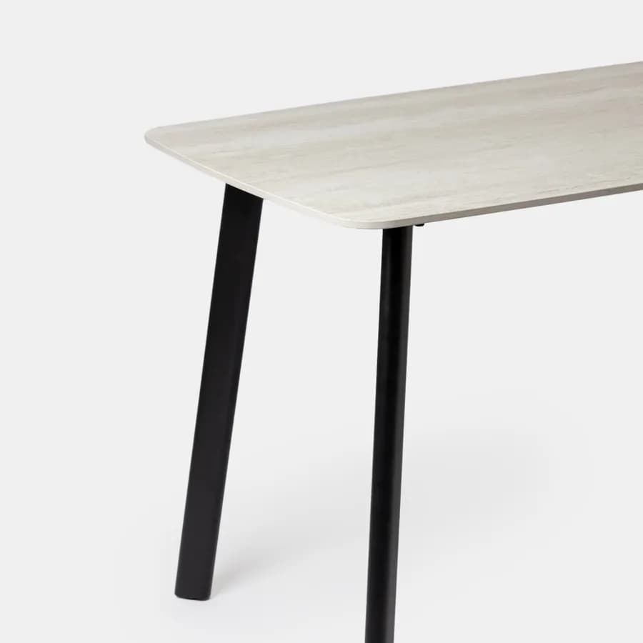 Tavolo da pranzo 120x70 cm con top in pietra sinterizzata e gambe nere - Rocky