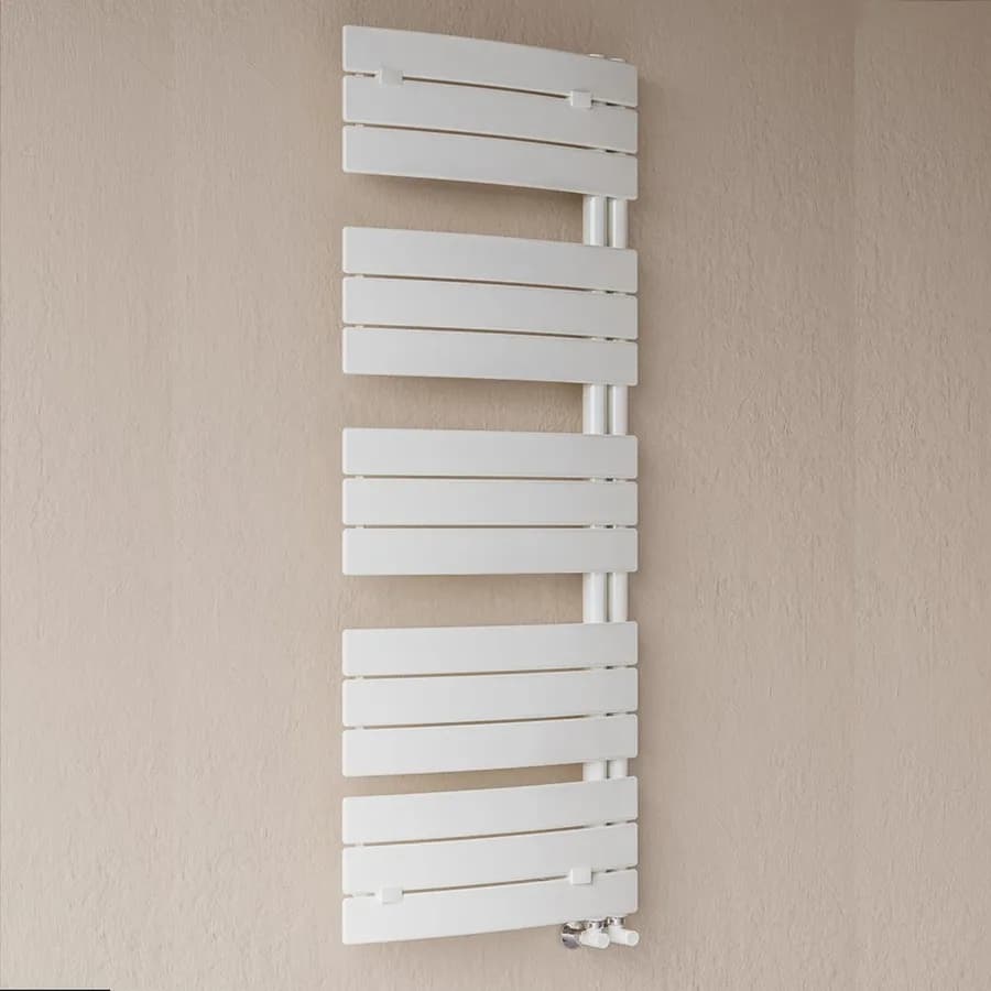 Termoarredo 1380x550 mm bianco tubi curvi - Pieve di Lazzarini