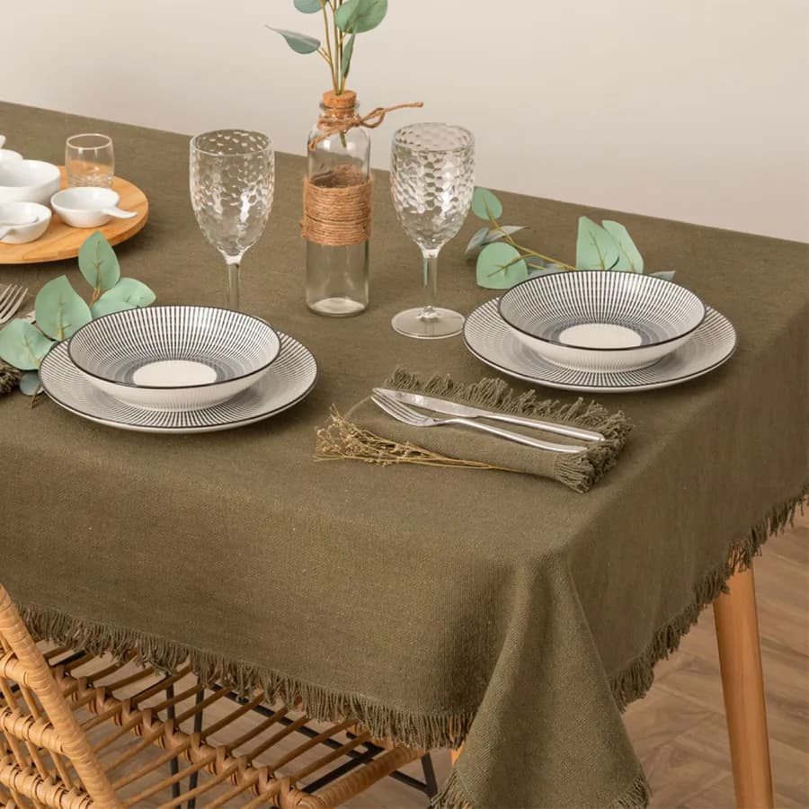 Tovaglia 250x150 cm in cotone verde scuro con frange - Saphir