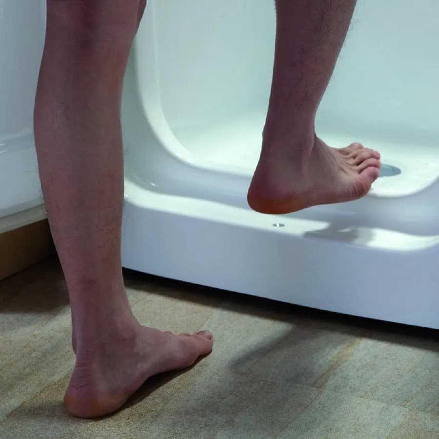 Vasca da bagno per anziani ad angolo con apertura a sinistra - Comfort