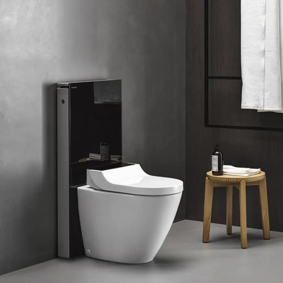 Vaso bidet a pavimento multifunzione vetro nero Serie Aquaclean Tuma Comfort - Geberit