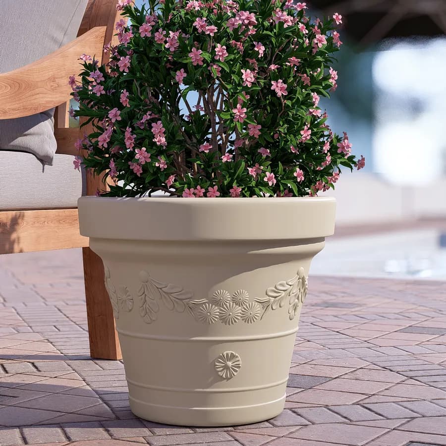 Vaso da esterno rotondo 50 cm festonato tutta capienza in polietilene crema - Fester