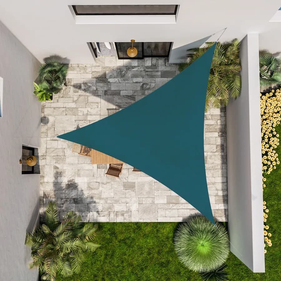 Vela da giardino triangolare 5x5x5 m in poliestere idrorepellente blu petrolio 180 gr - Solaris