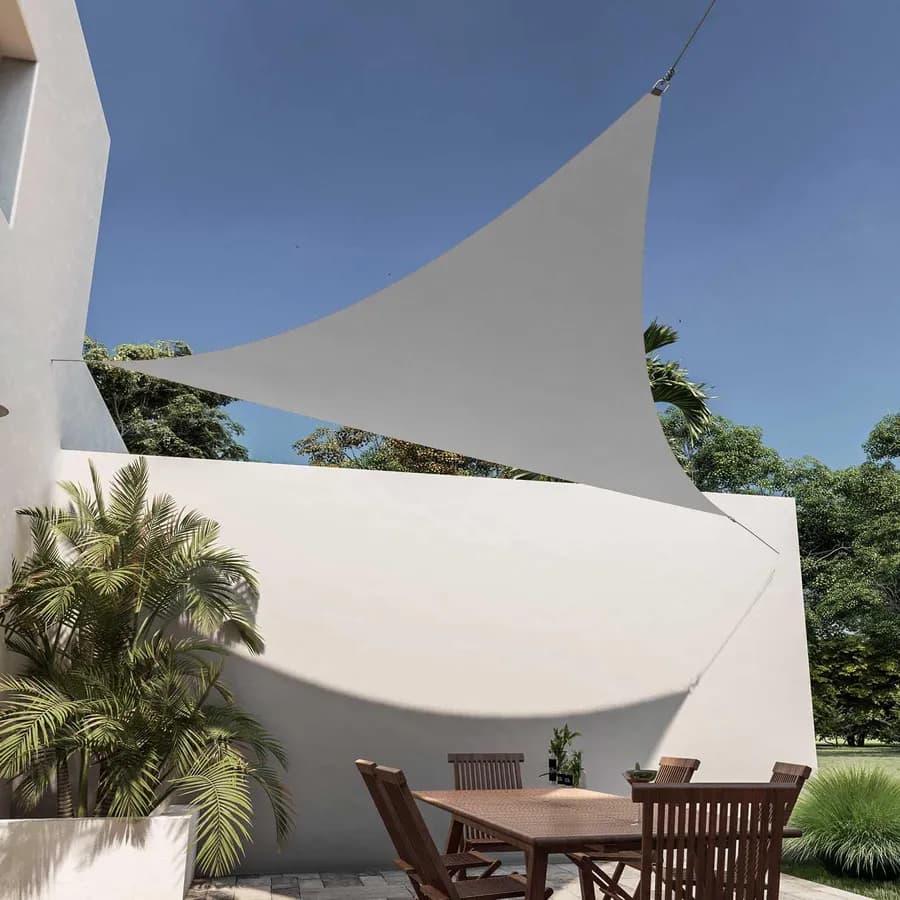 Vela da giardino triangolare 5x5x5 m in poliestere idrorepellente grigio 180 gr - Solaris