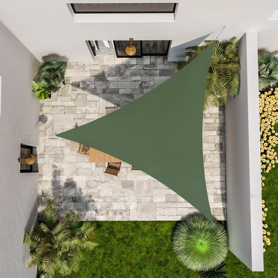 Vela da giardino triangolare 5x5x5 m in poliestere idrorepellente verde 180 gr - Solaris