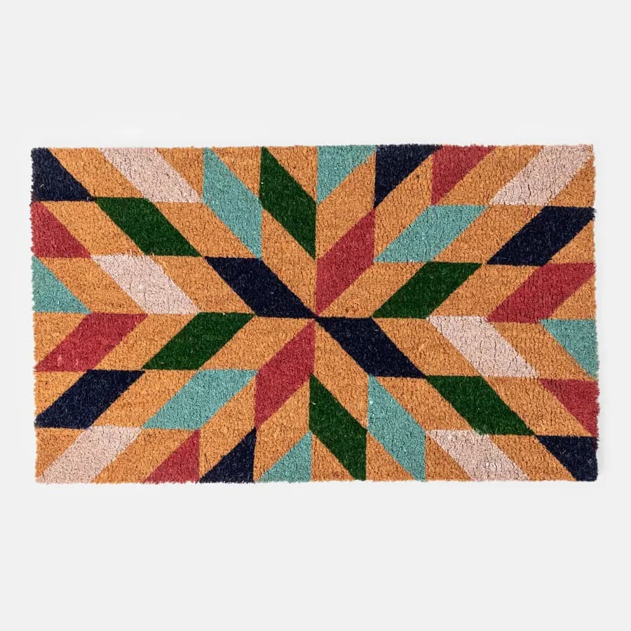 Zerbino 45x75 cm in coir naturale con disegno geometrico colorato