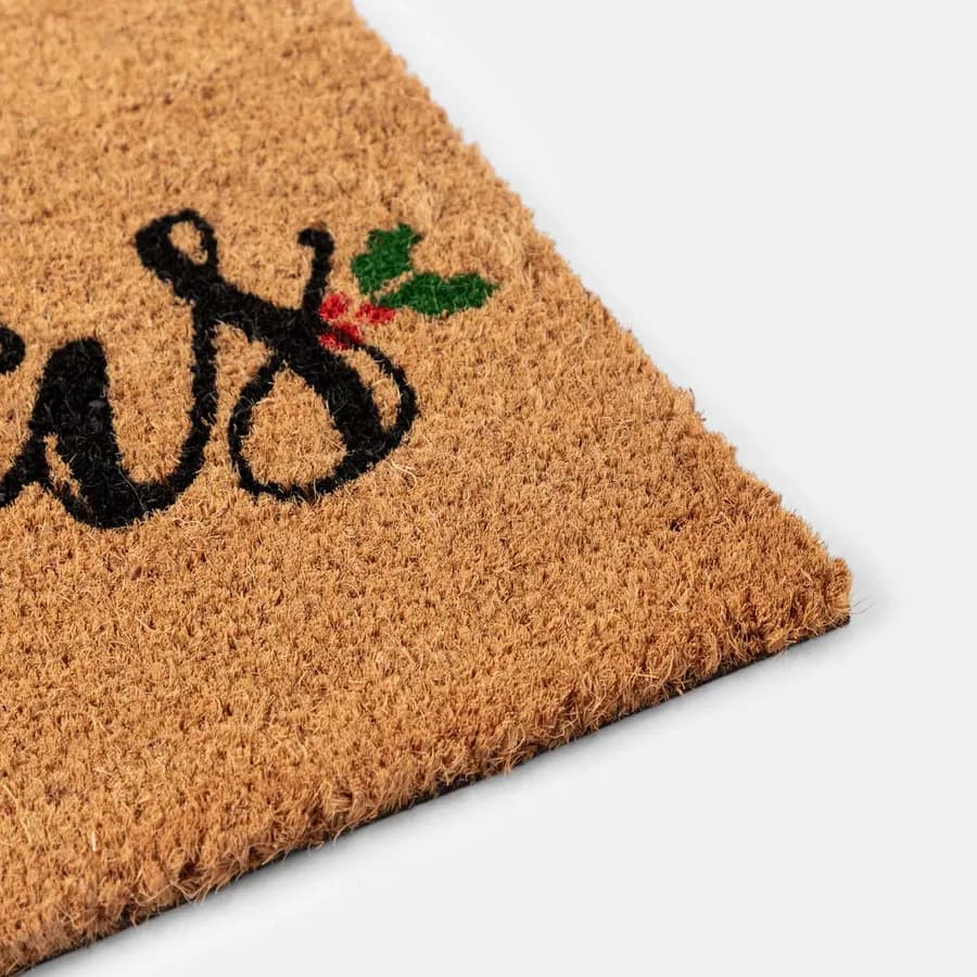 Zerbino natalizio 45x75 cm in coir Merry Christmas con bacche di agrifoglio