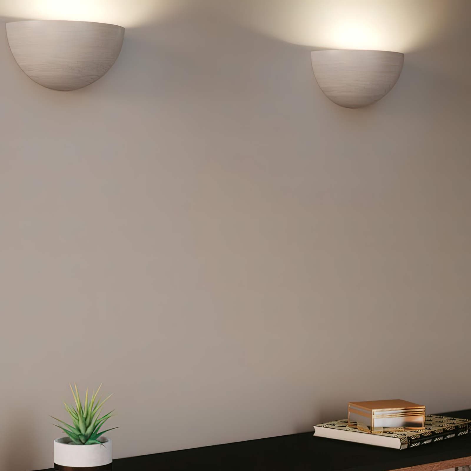 Applique 25x12,5h cm in gesso con finitura rovere sbiancato