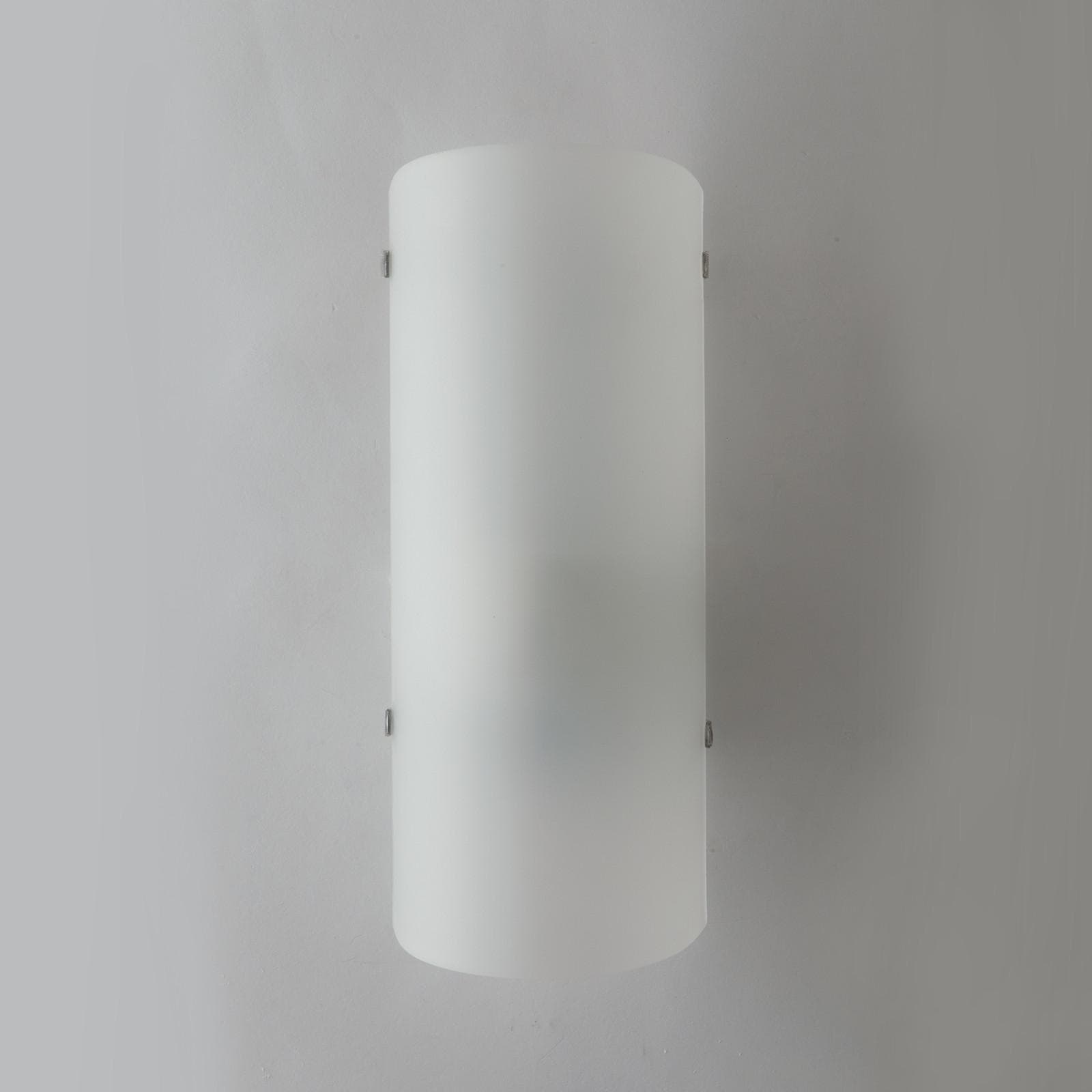 Applique 26x10 cm in vetro curvato bianco e struttura cromata