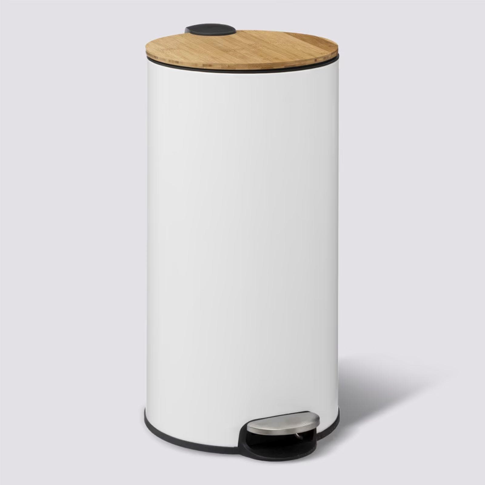 Cestino portarifiuti 30 litri in metallo bianco con pedale e coperchio in bambù - Scottie