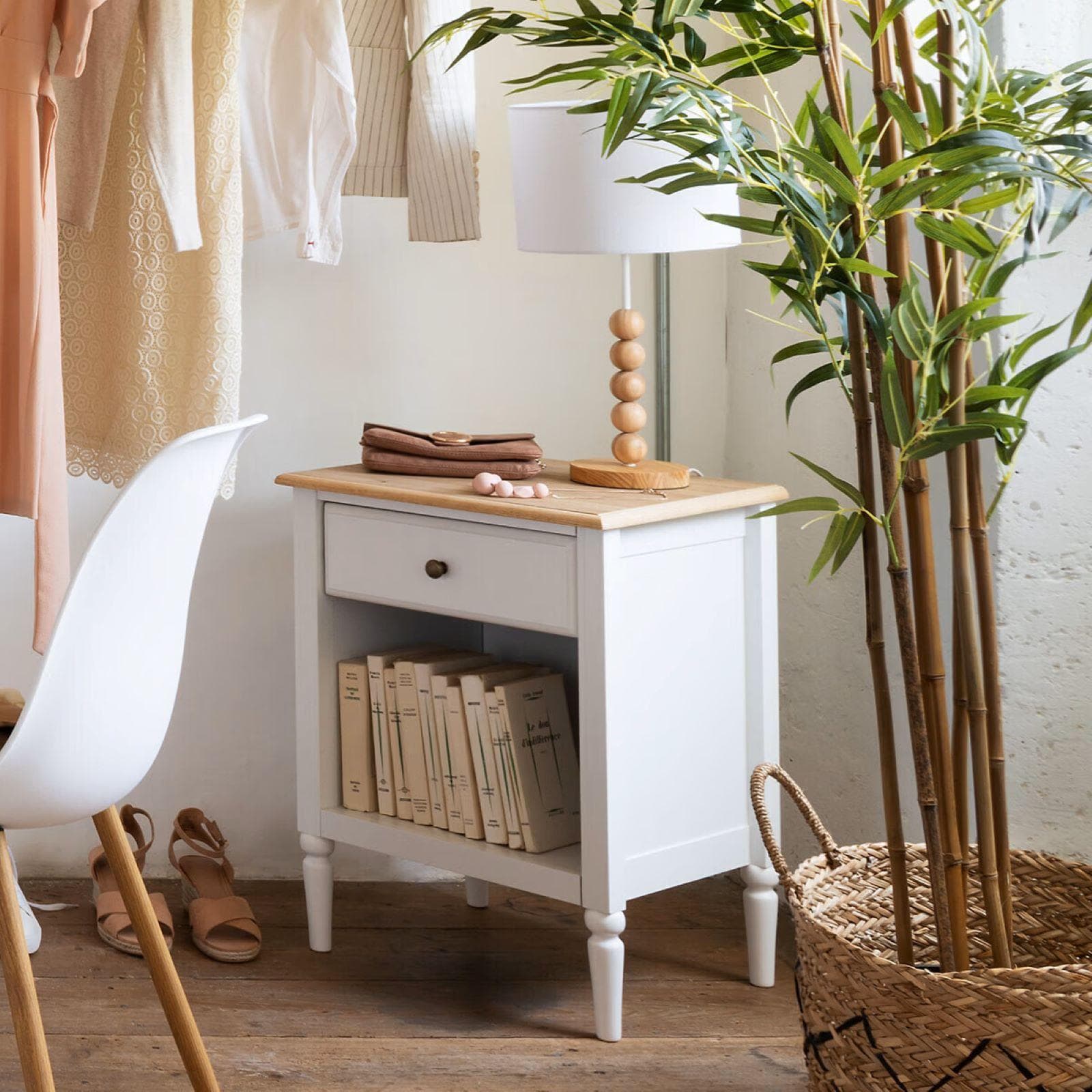 Comodino 45x60h cm in legno bianco e naturale con 1 cassetto - Avenue