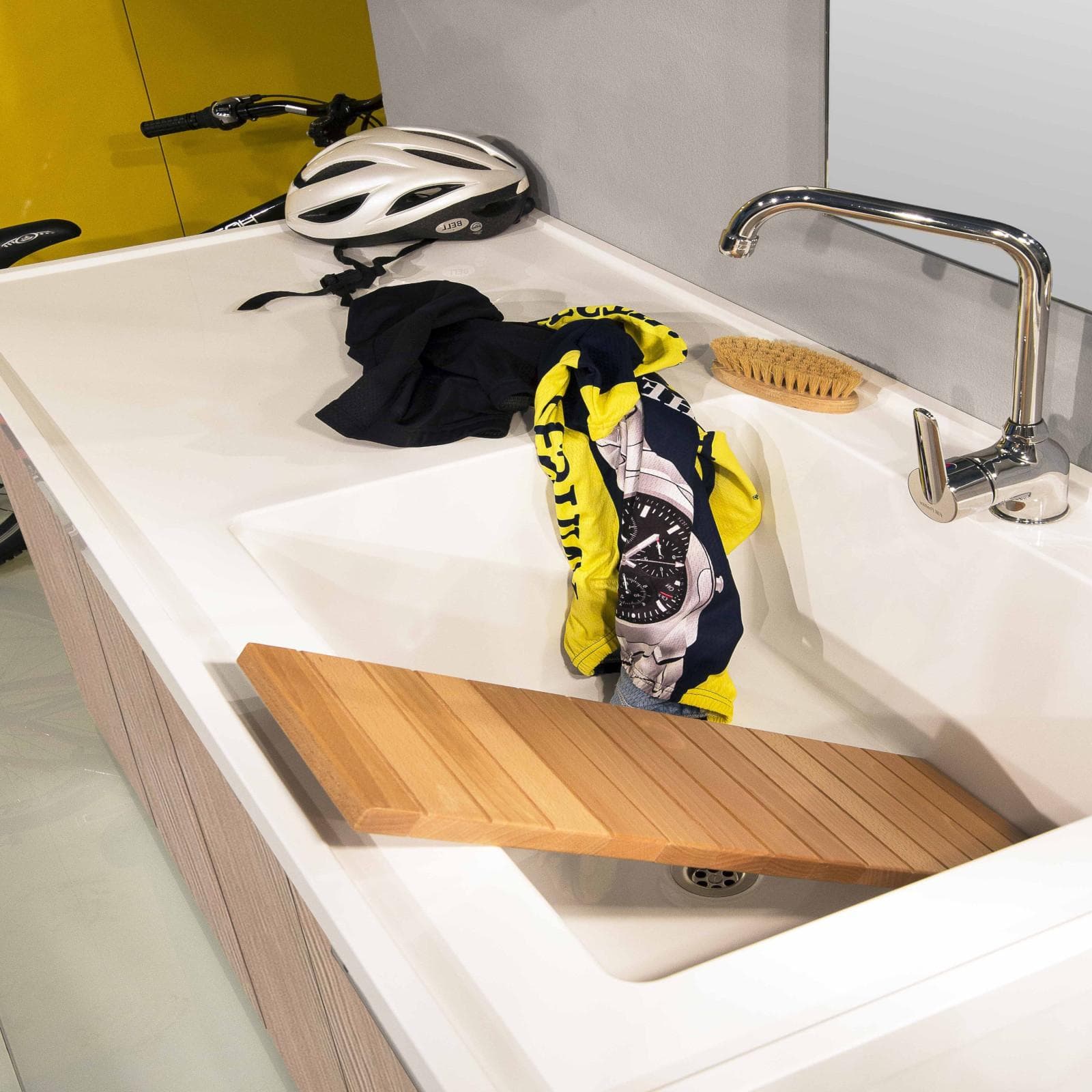 Coprilavatrice sx 120 cm larice naturale con lavatoio e asse in legno - Montegrappa
