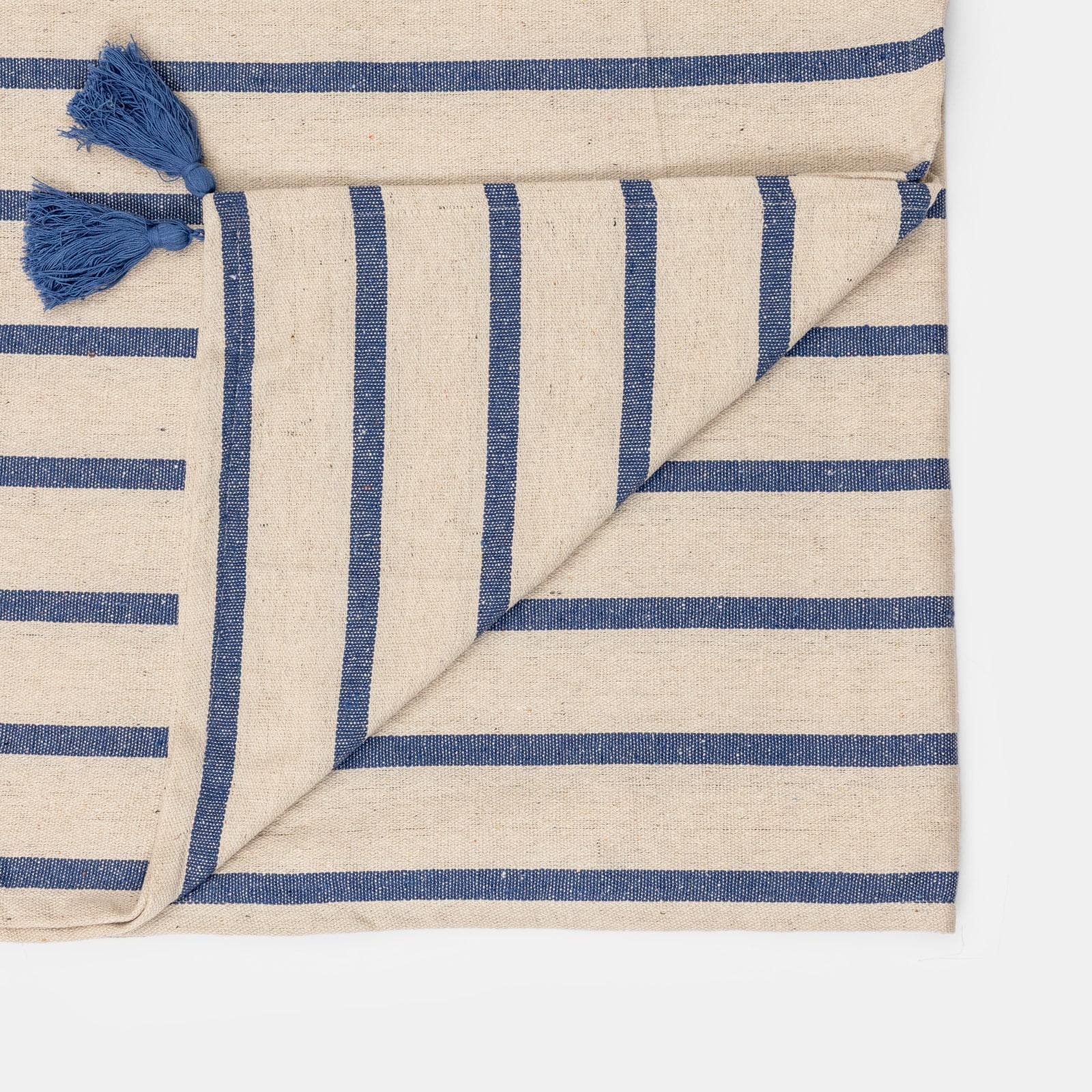 Copriletto 130x170 cm in cotone blu e bianco a strisce con frange - Bea
