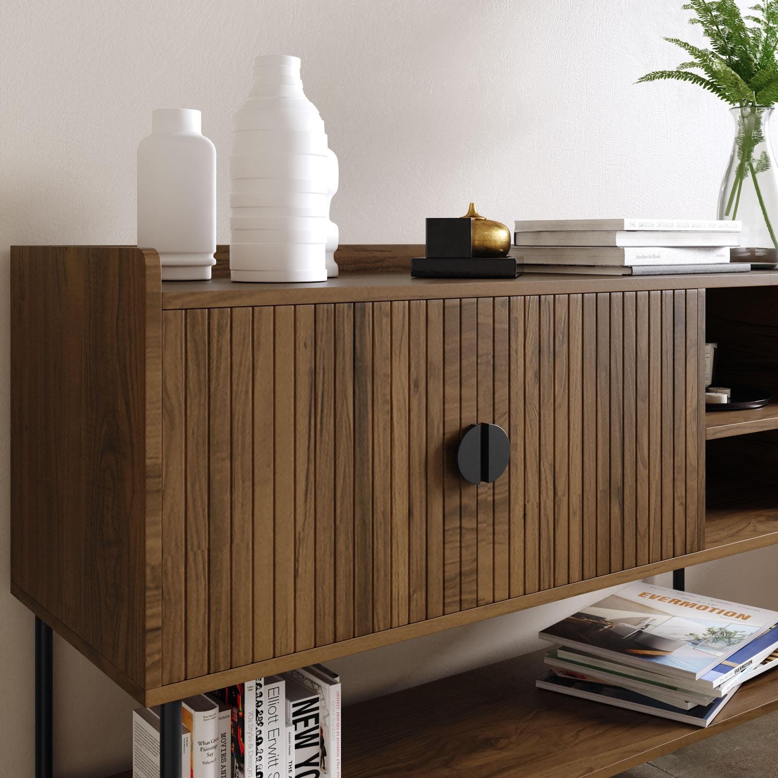 Credenza 120x87h cm con 2 ante soft close noce cannettato e gambe in metallo nero - Ozma