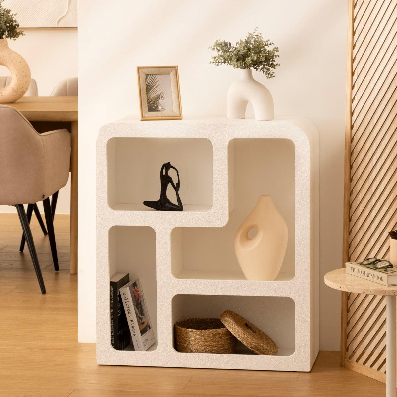 Credenza 75x85h cm in legno effetto pietra bianco con 4 ripiani - Taisha