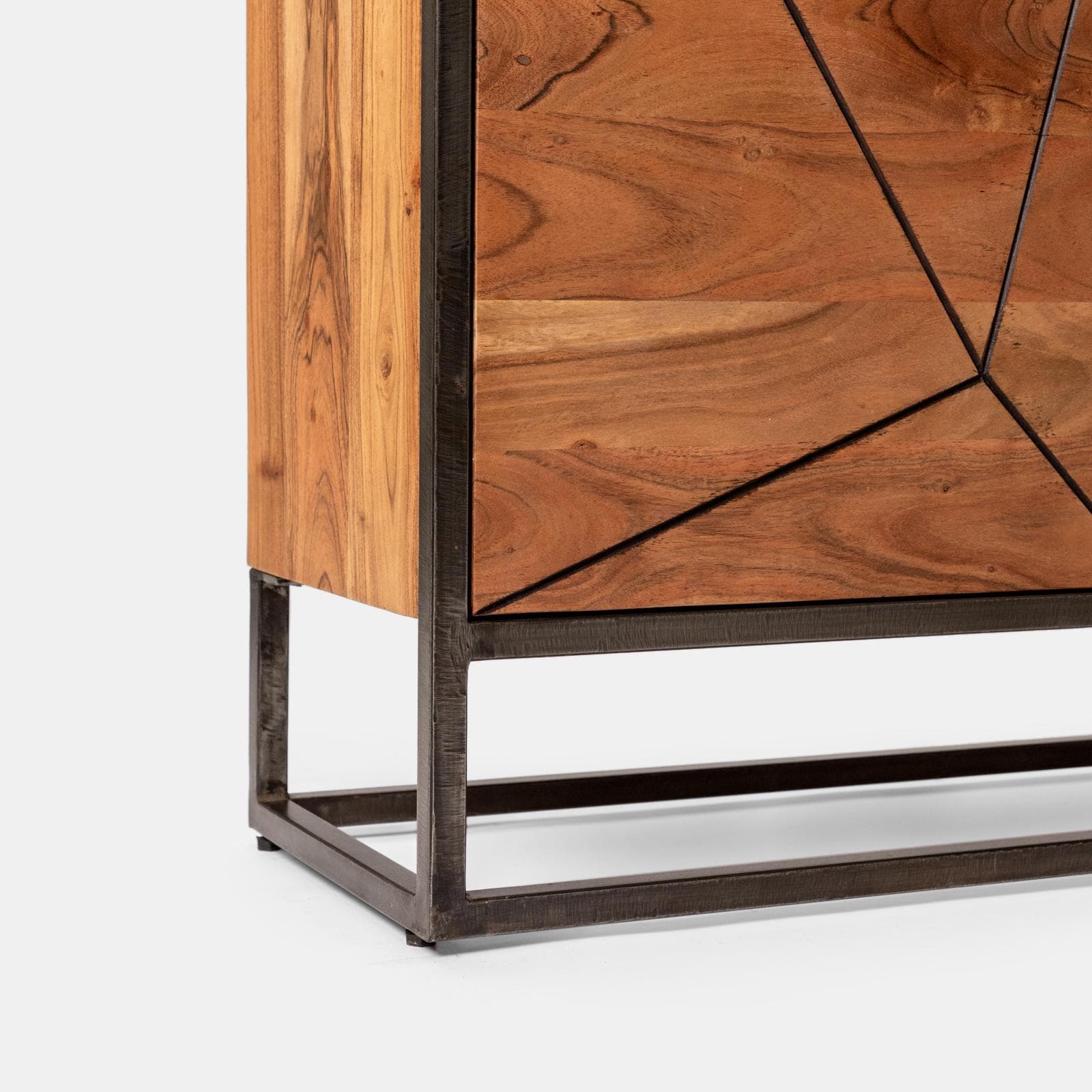 Credenza 88x76h cm in legno di acacia e metallo nero con 2 ante - Freia Acacia