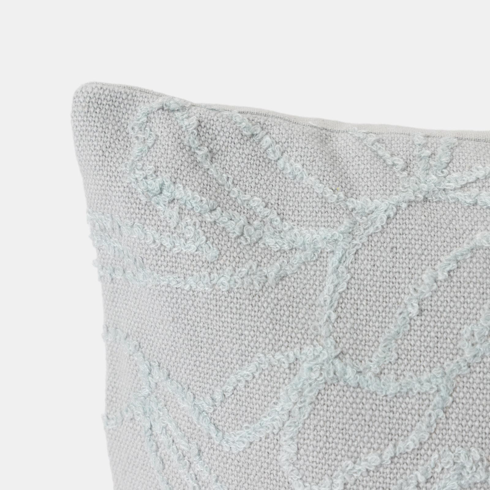 Cuscino sfoderabile 45x45 azzurro in cotone con ricami floreali