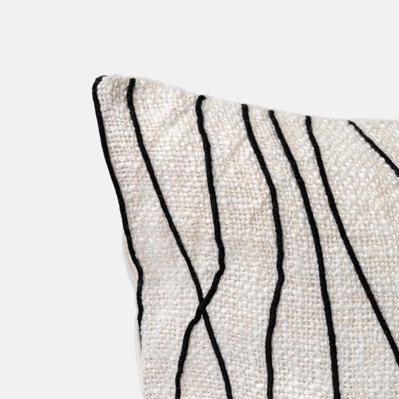 Cuscino sfoderabile 45x45 cm bianco in cotone con ricamo nero