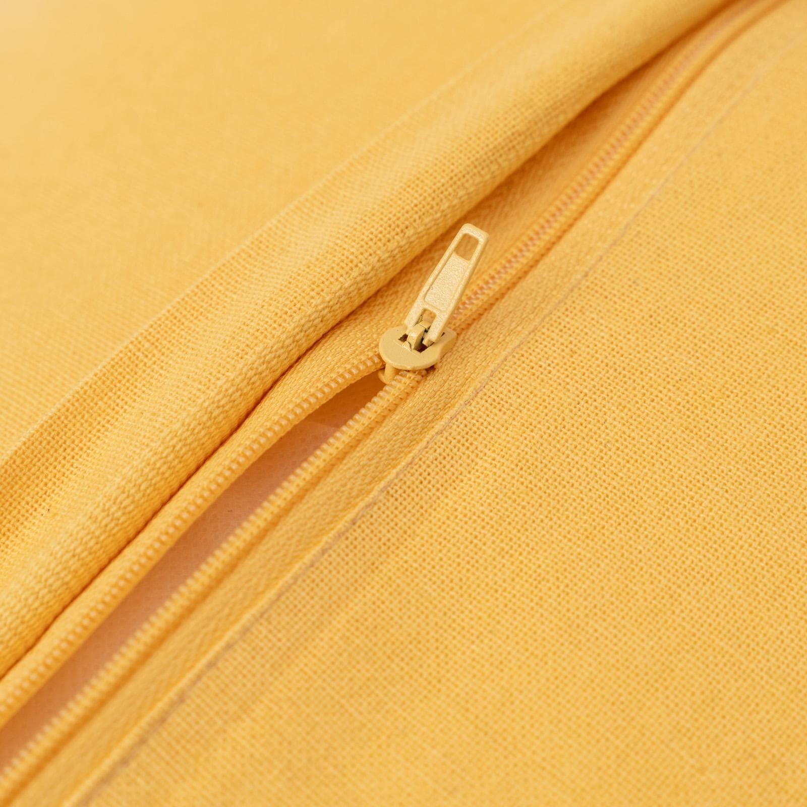 Cuscino sfoderabile 45x45 cm senape in cotone mussolina con nappine