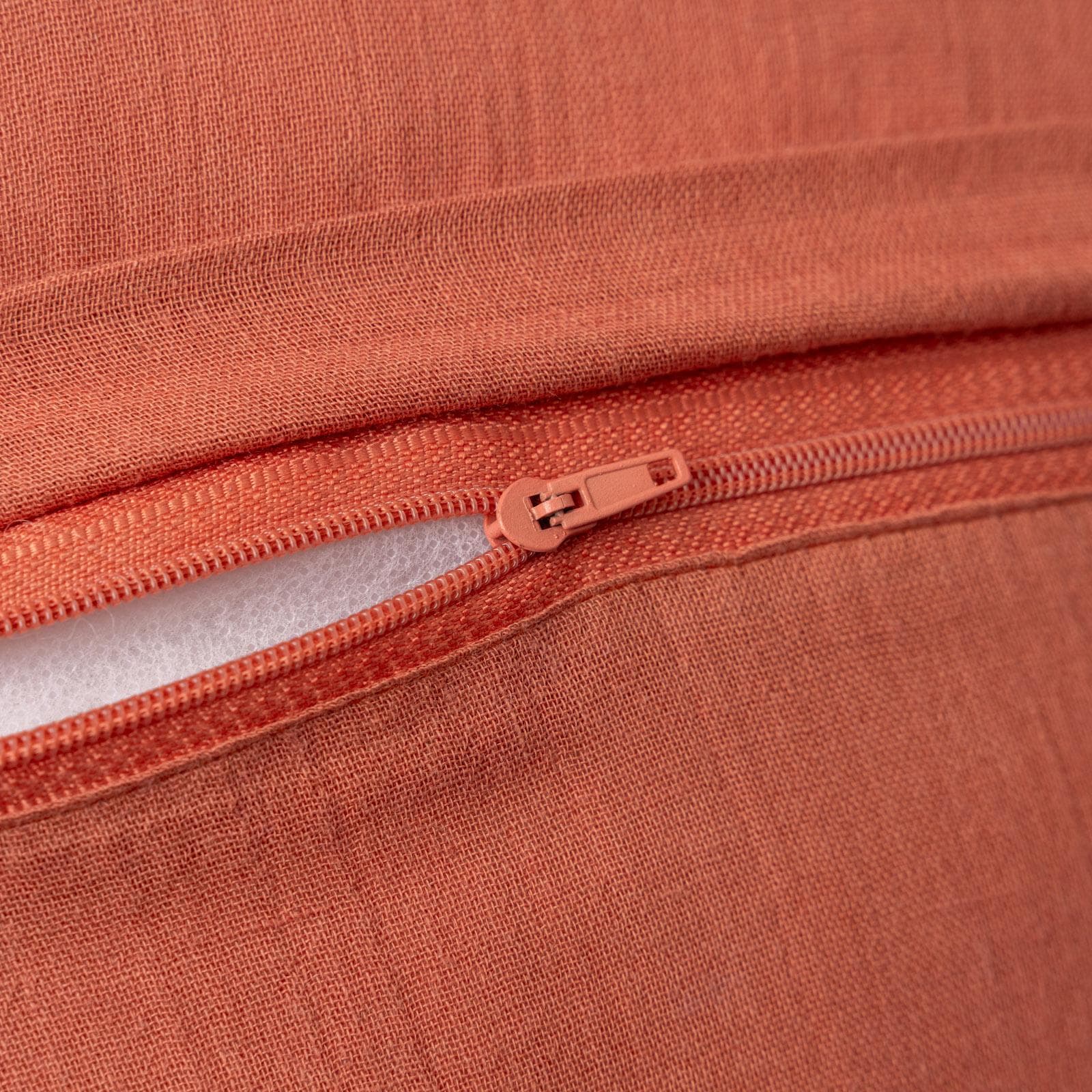 Cuscino sfoderabile 45x45 cm terracotta in cotone mussolina con frange