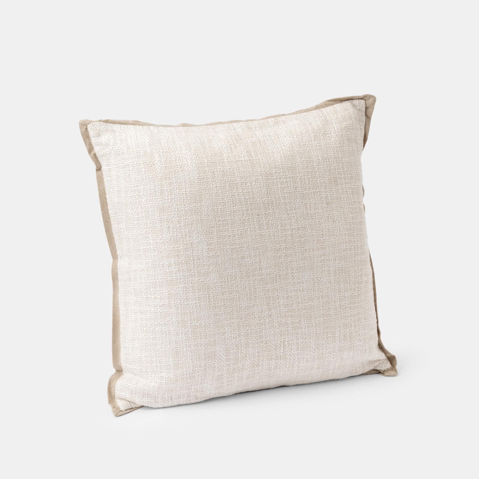 Cuscino sfoderabile 45x45 cm off white in bouclé con bordino
