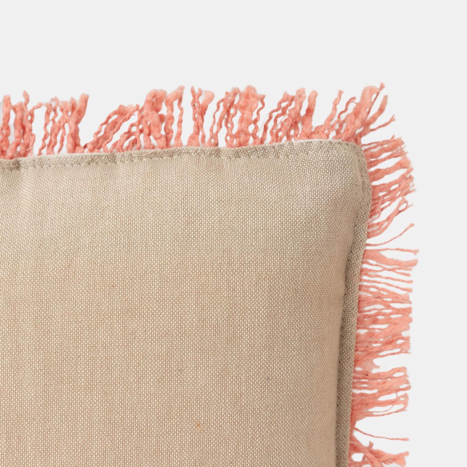 Cuscino sfoderabile 45x45 pesca in bouclé con frange