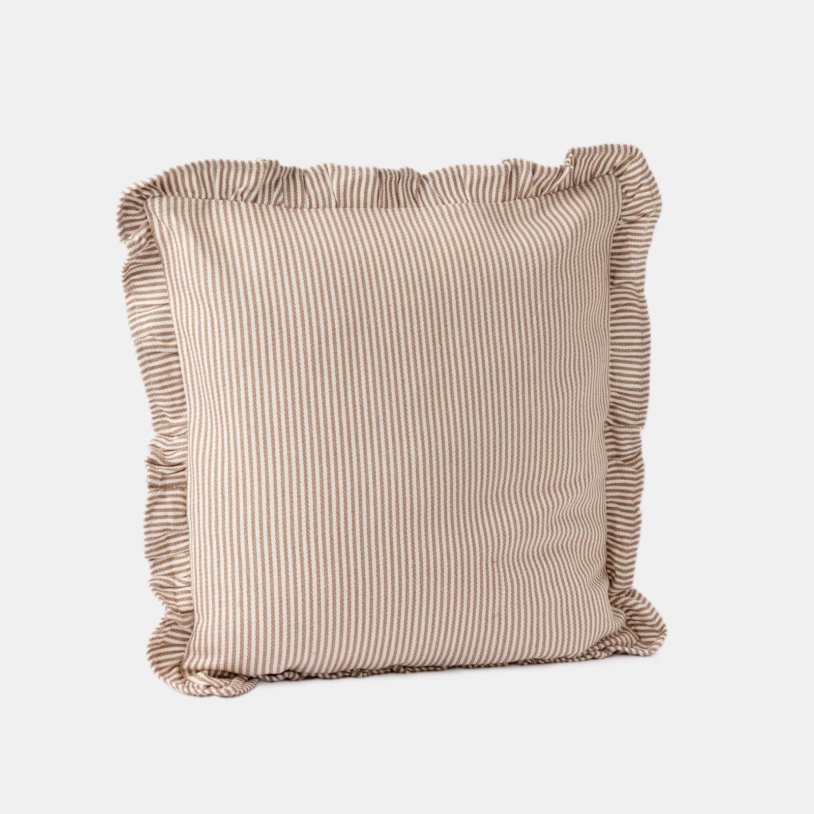 Cuscino sfoderabile 50x30 cm cappuccino in cotone a righe con volant